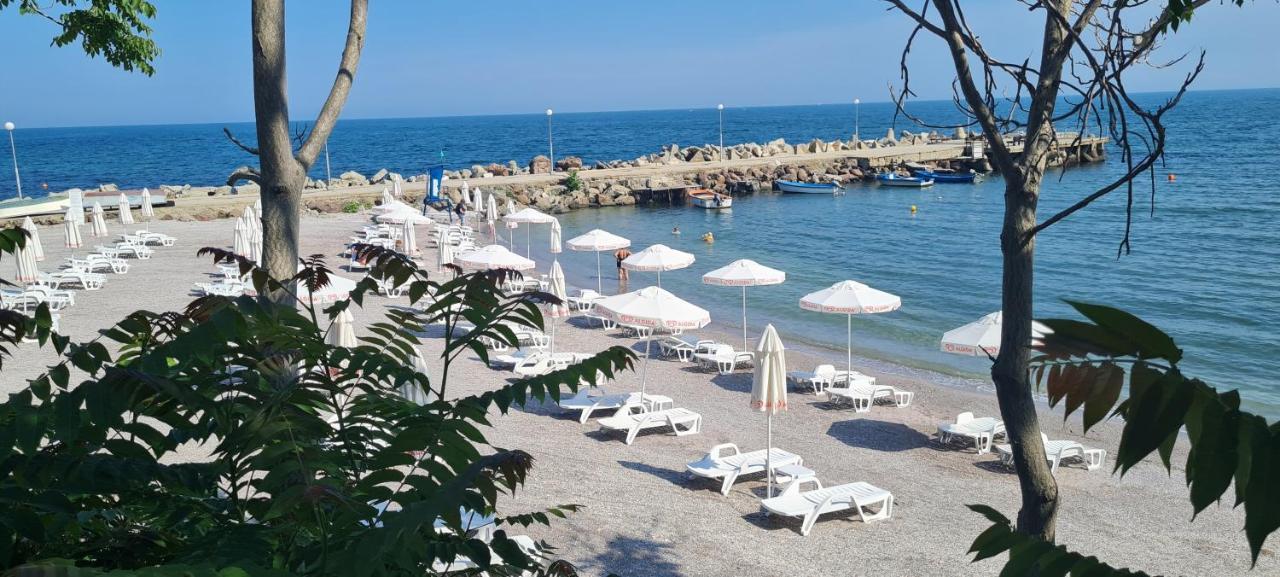 Kirios Hotel Nessebar Exterior foto