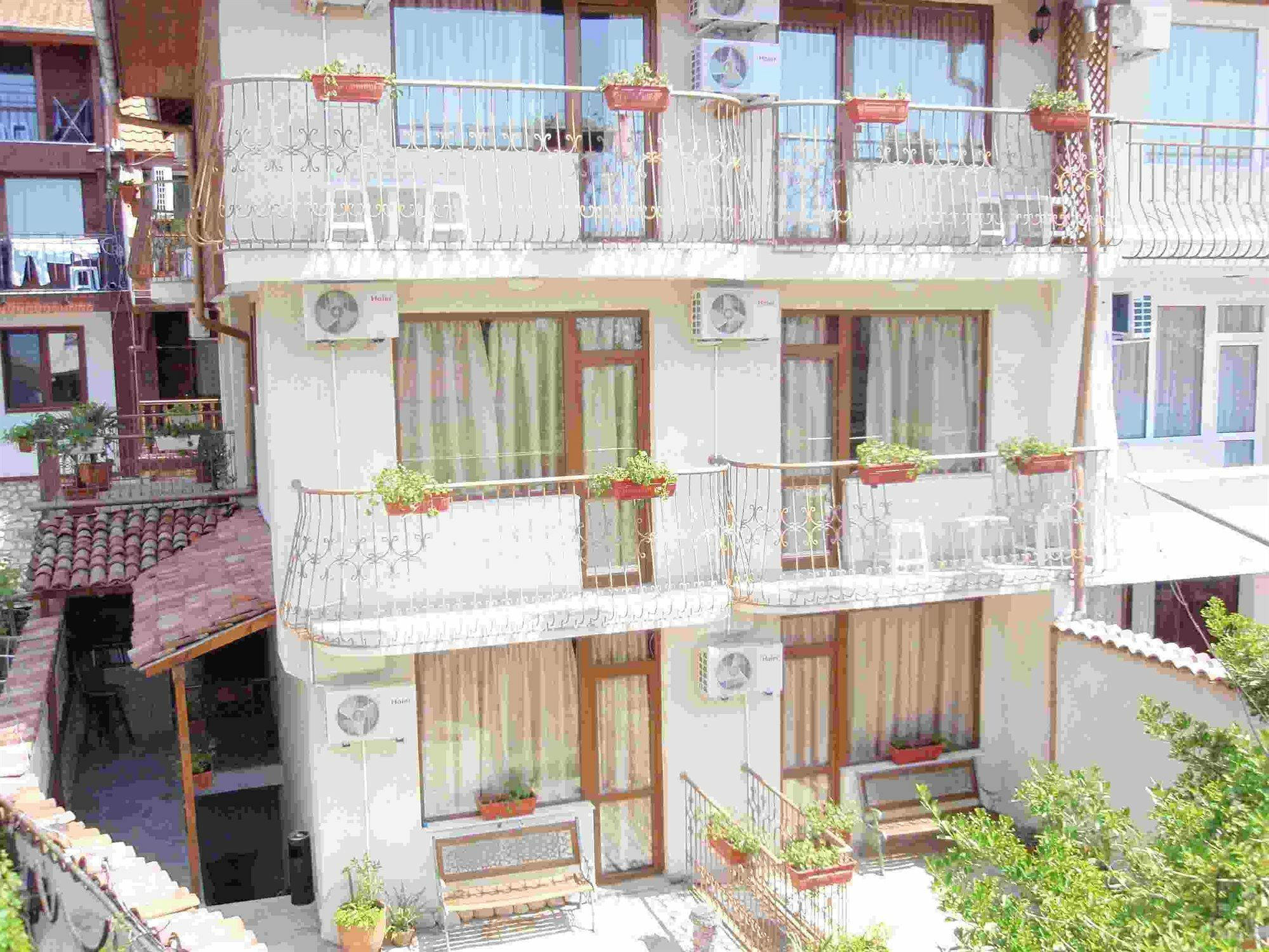 Kirios Hotel Nessebar Exterior foto